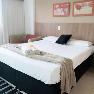 Sm1805 Flat Regiao Prox Embaixada Americana Brasília